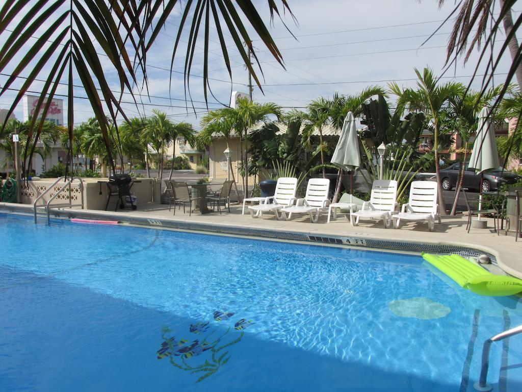 The Costal Hotel Клиъруотър Екстериор снимка