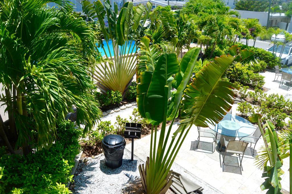 The Costal Hotel Клиъруотър Екстериор снимка