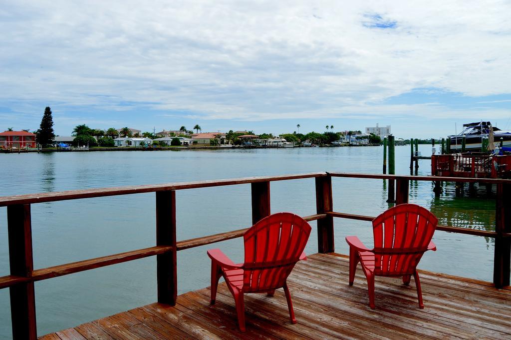 The Costal Hotel Клиъруотър Екстериор снимка