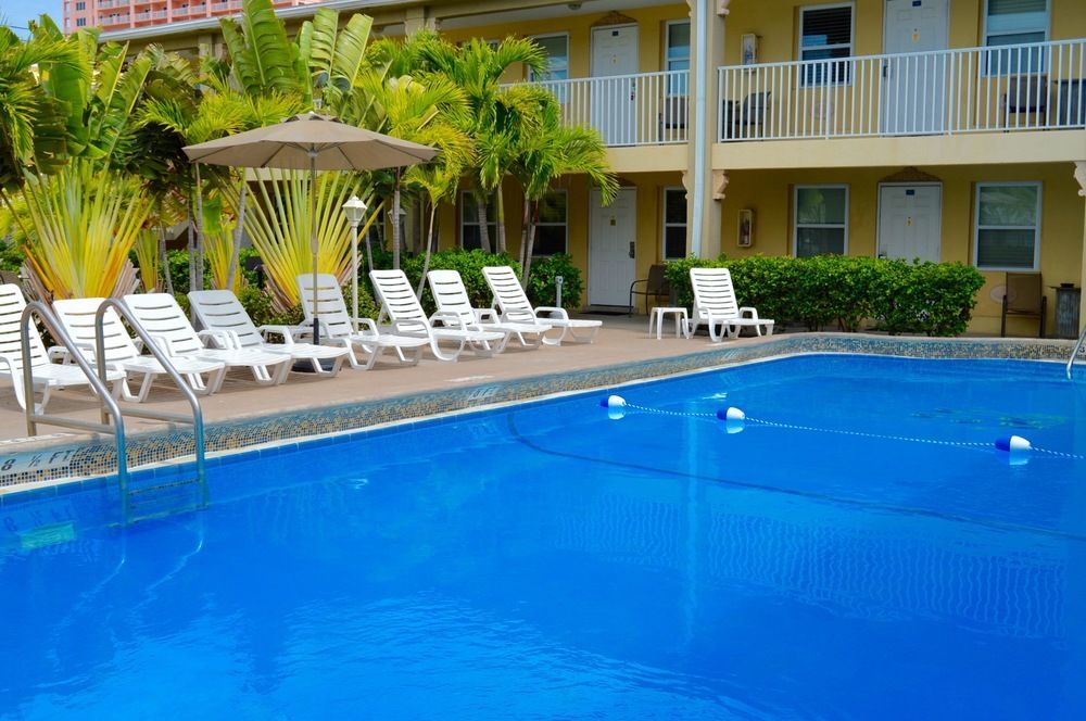 The Costal Hotel Клиъруотър Екстериор снимка