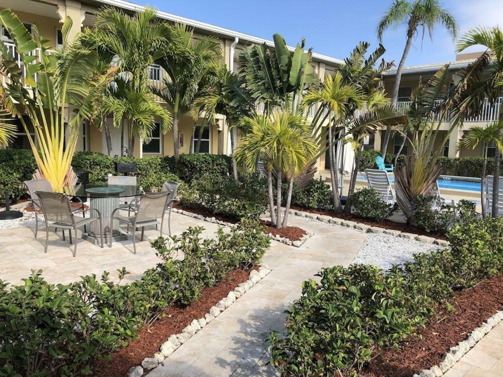 The Costal Hotel Клиъруотър Екстериор снимка