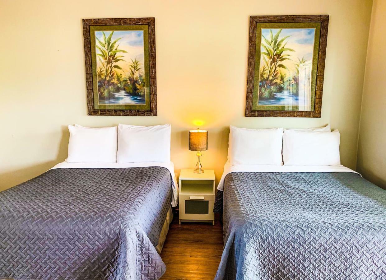 The Costal Hotel Клиъруотър Екстериор снимка